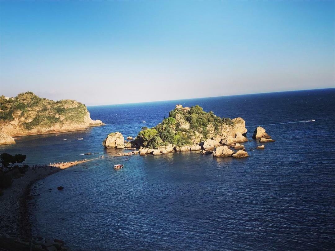 La Baia Dei Delfini Apartment Taormina Ngoại thất bức ảnh