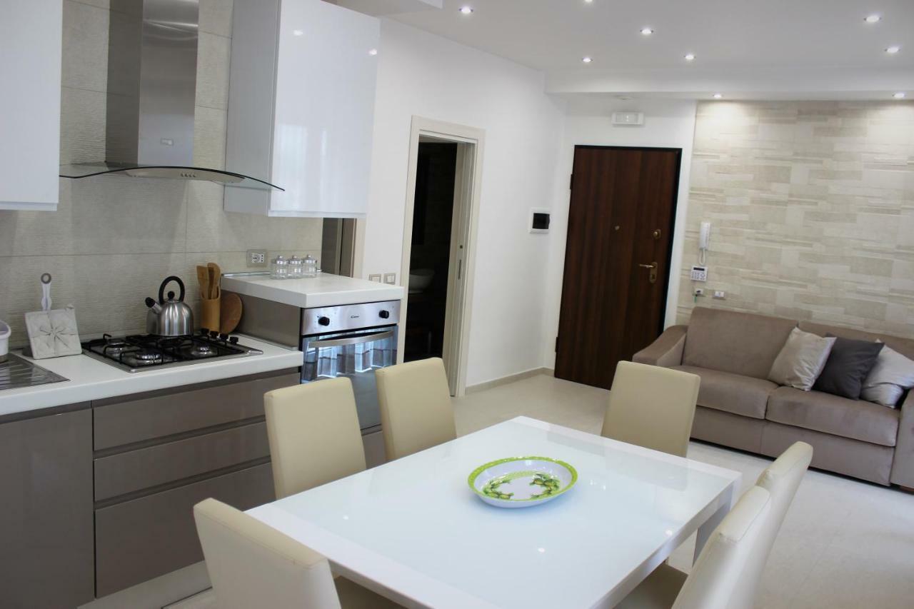 La Baia Dei Delfini Apartment Taormina Ngoại thất bức ảnh