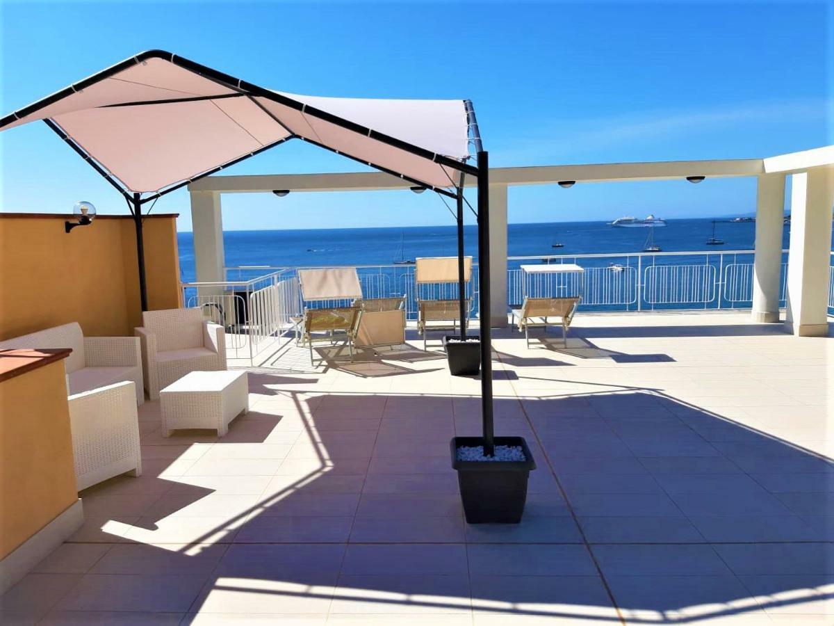 La Baia Dei Delfini Apartment Taormina Ngoại thất bức ảnh