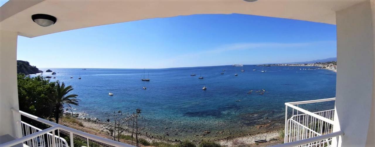 La Baia Dei Delfini Apartment Taormina Ngoại thất bức ảnh